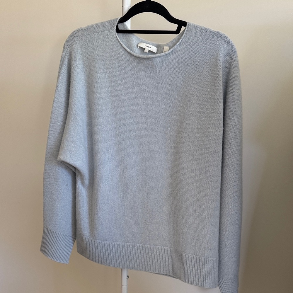 Vince Men's Soft Gray Crewneck Sweater